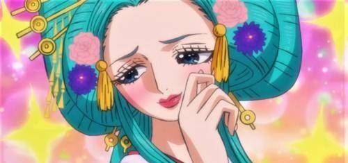 这次在每周召开的宴会上,罗宾乔装为舞姬来到花之都府邸,其美貌一下子