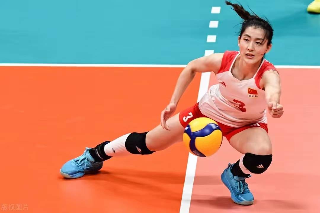 朱婷首发引发热议,袁心玥制造12-0冲击波,蔡斌替补似乎成摆设!