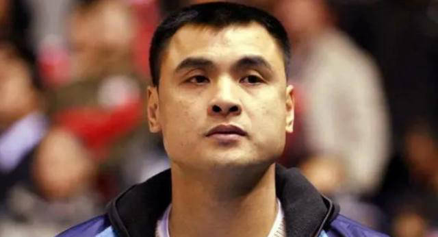 八一五虎辉煌cba往事,李楠遭禁赛,王治郅,刘玉栋近况揭秘