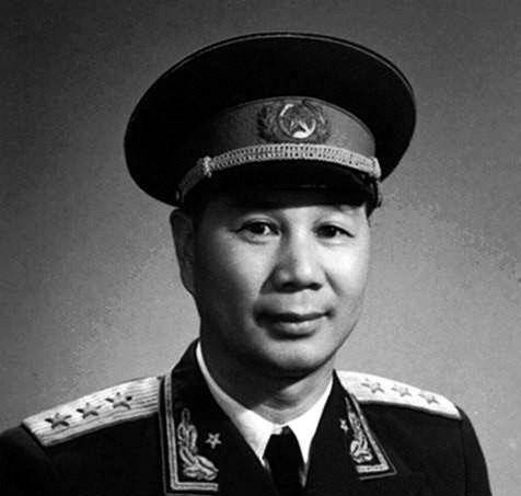 "三杨"上将之间,有着怎样的战友情谊?不是兄弟,胜似兄弟