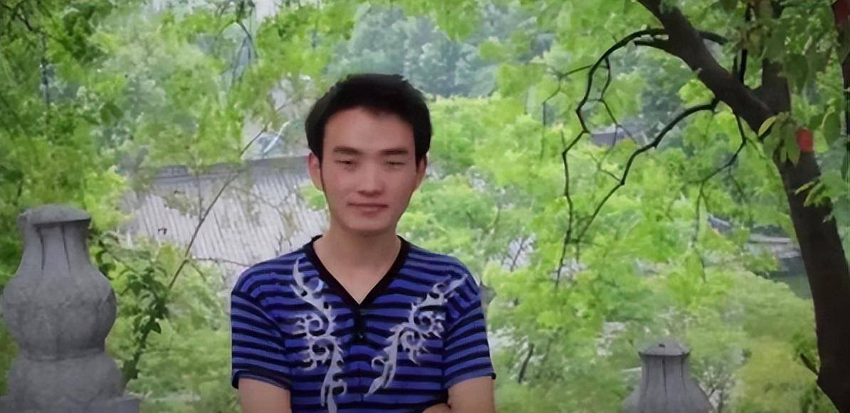 2008年,安徽徐孟南高考故意考"0"分,后进厂打工离婚后再高考