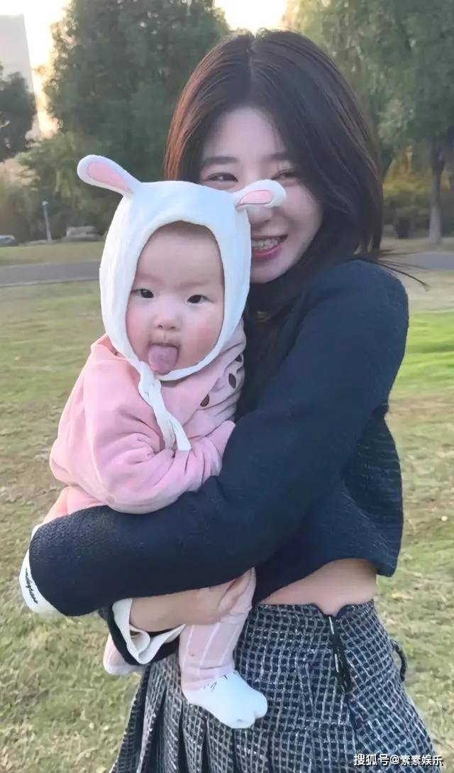 黄一鸣孩子有继承权吗?王思聪前女友豆得儿破防,状态令人担心