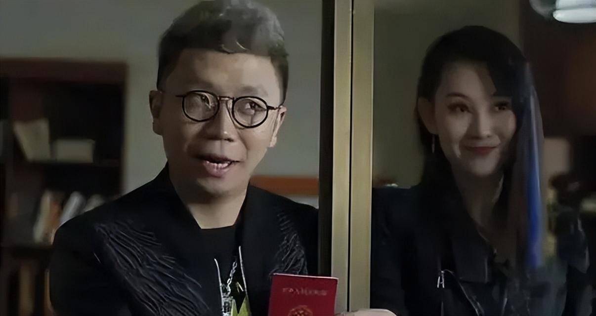 在戏中头脑不算很灵活,人物刻画也十分僵硬,他这个角色对于剧情几乎没