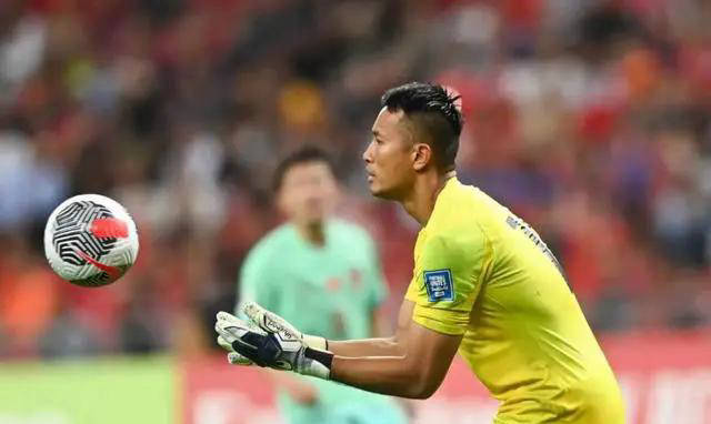 原创
            新加坡门将桑尼：中国之行引爆网红潜力-新加坡队主教练