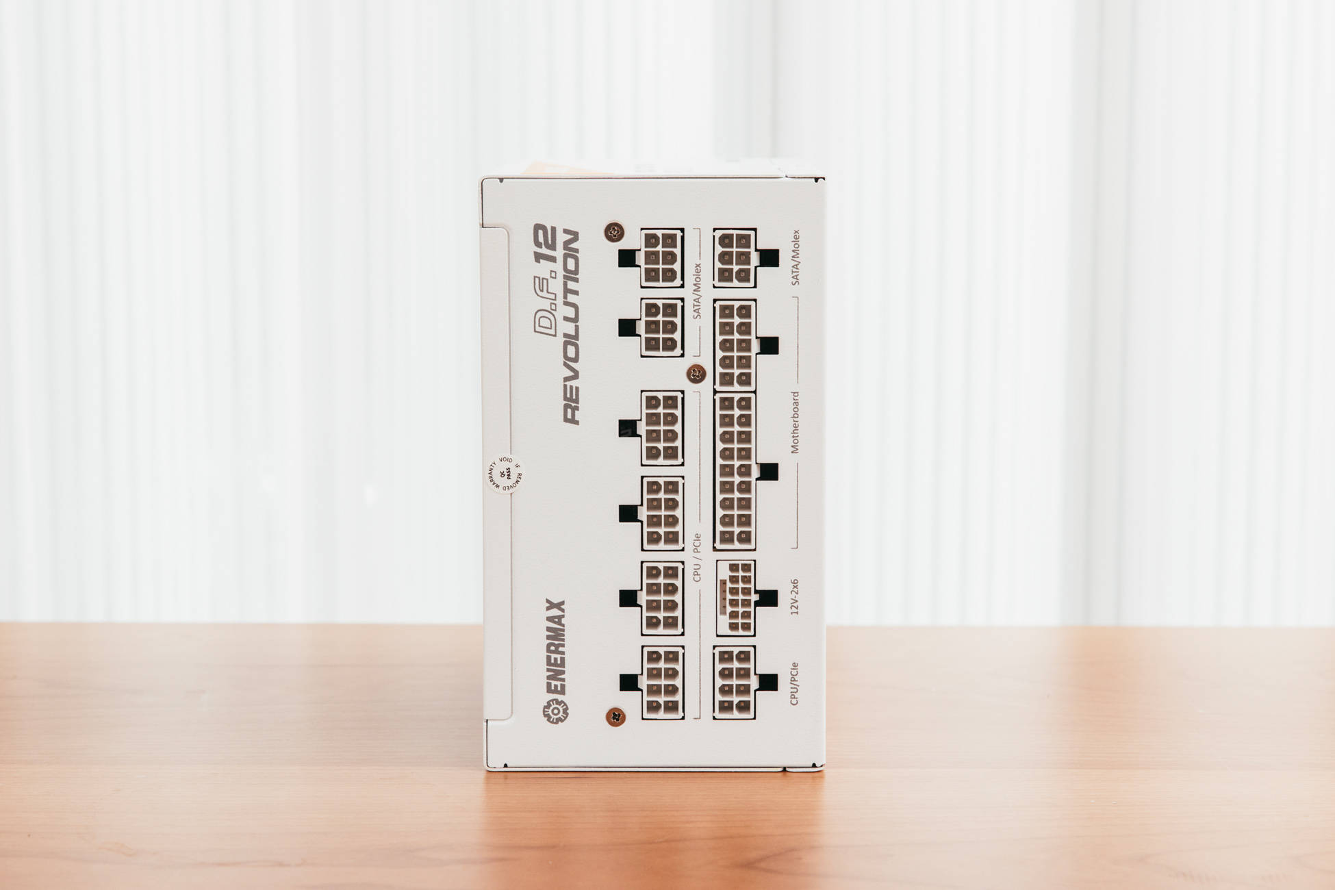 无光质感铝坨坨,abostudio container l  rog小吹雪s装机体验