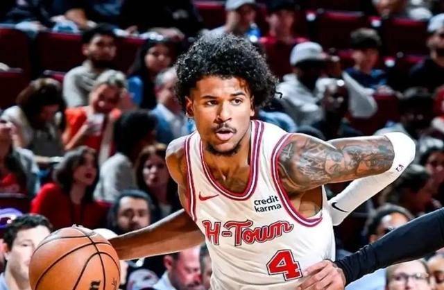 引进球星!美媒:8换2交易曝光,字母哥将离队,雄鹿赢在未来