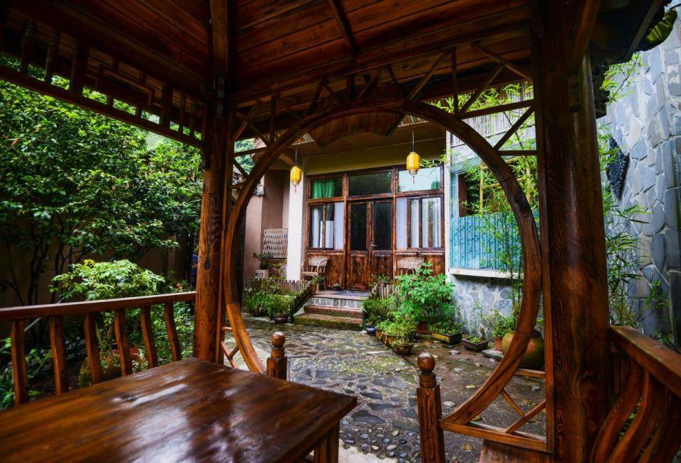 恭喜"山禾寄月民宿"2024年宜宾市首届大众评选网"五星民宿"荣获冠军