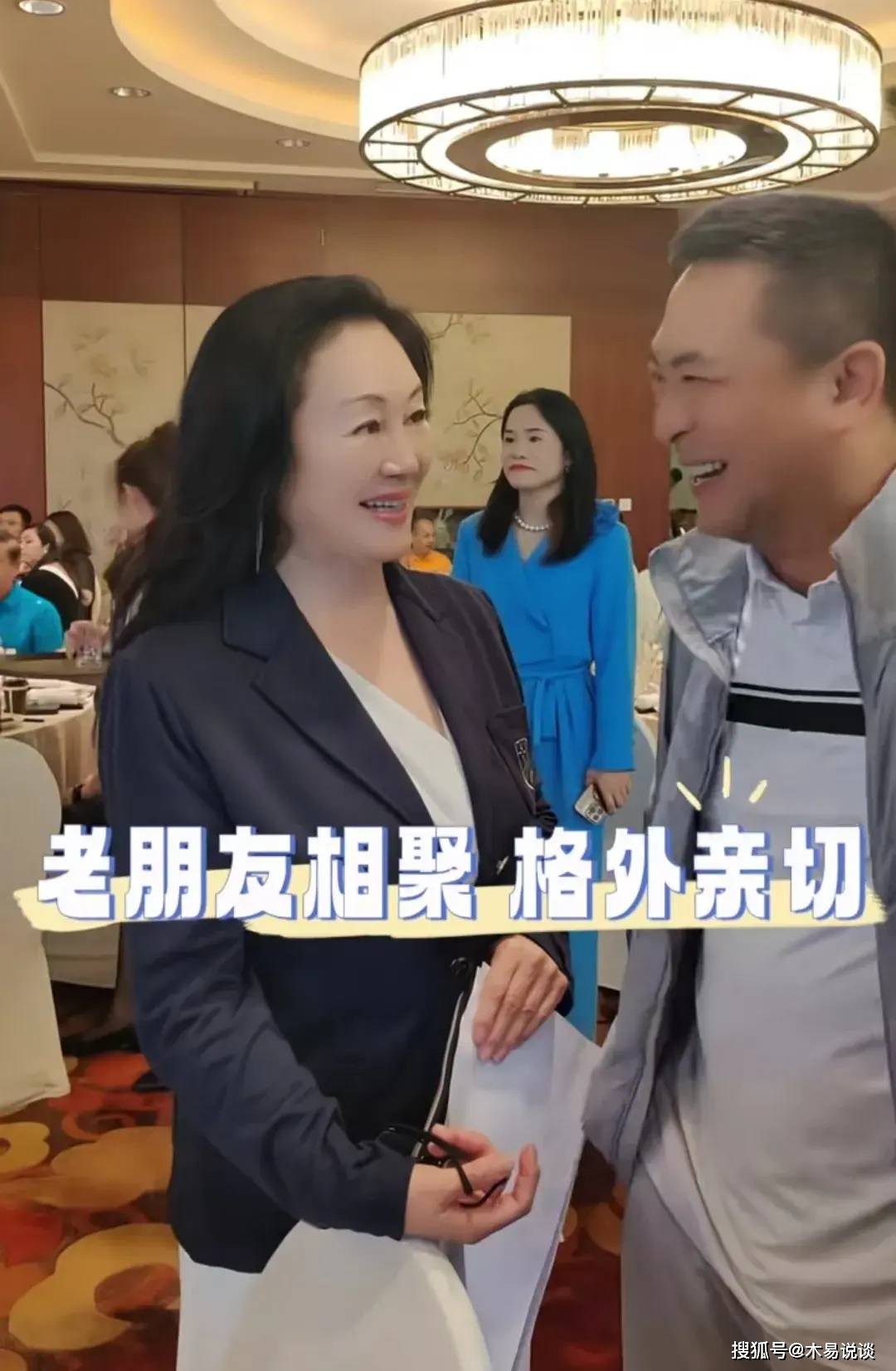 原创            众星现身聚会，张嘉译现身帅气依旧，57岁王志文显老态，文章瘦了-王志文和张译合作的电视剧大全