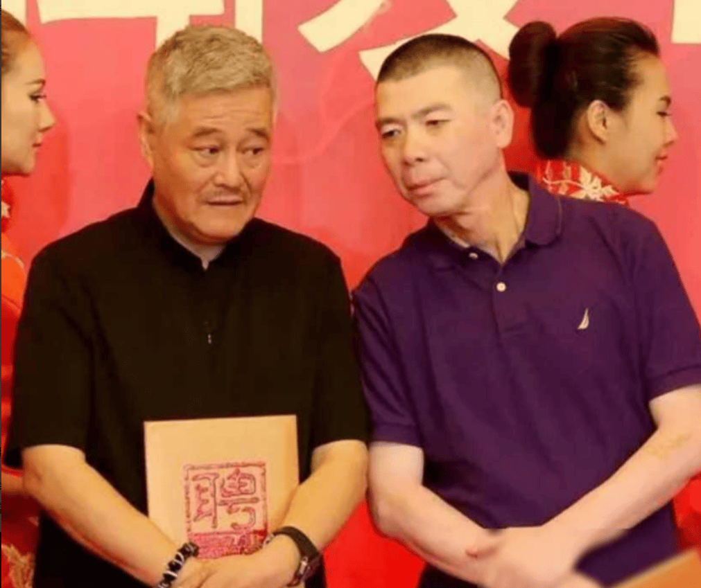 紧接着,赵本山与自己精心栽培的徒弟们之间的种种纷争,如同秋日连绵