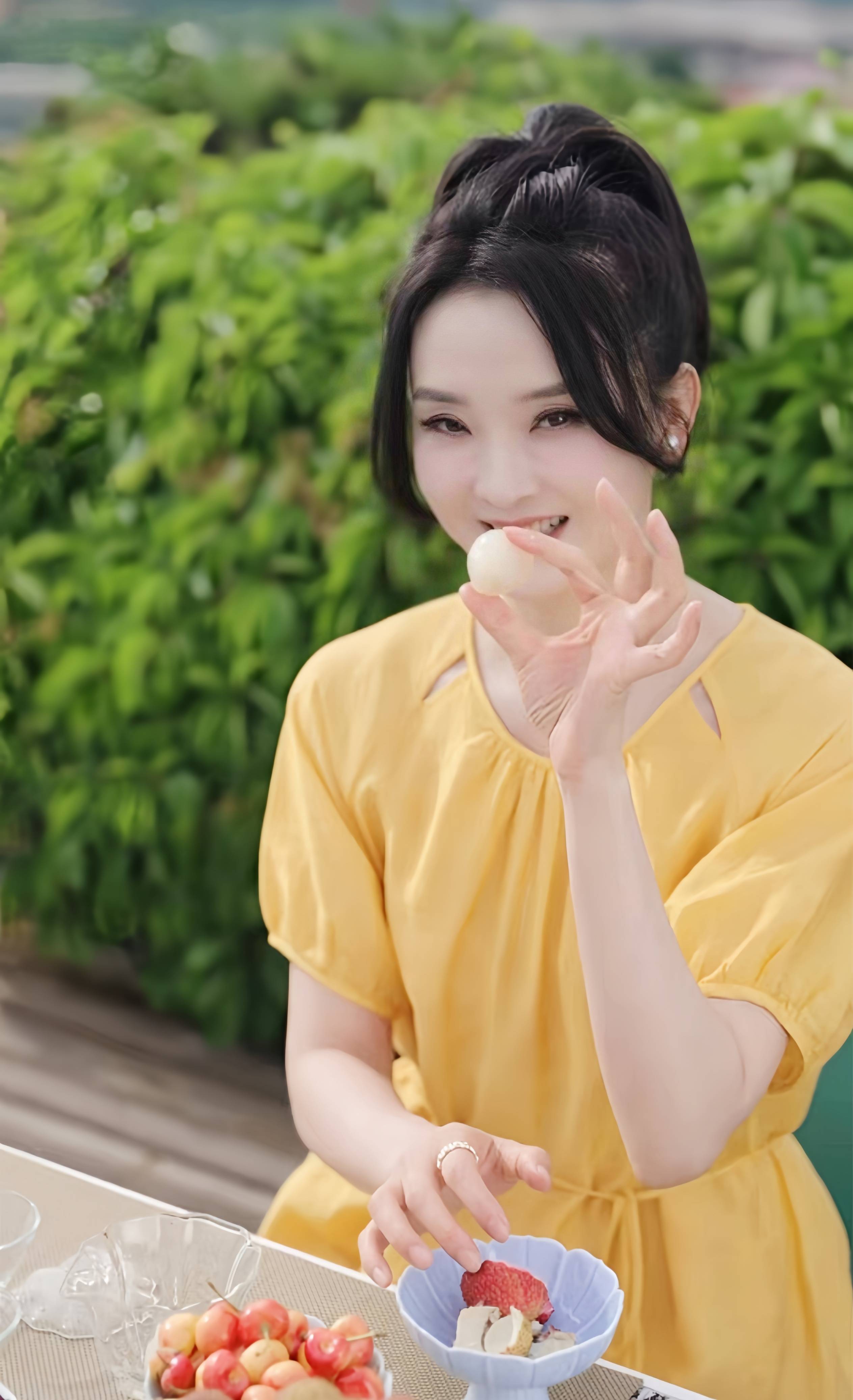 王艳豪宅生活曝光故宫旁的奢华下午茶