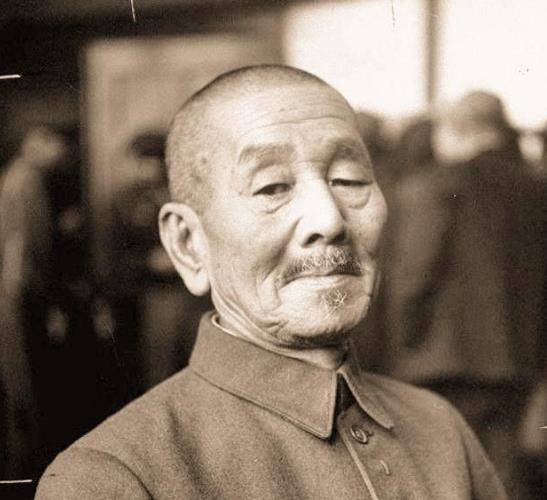 裕仁天皇留下6字遗言,有关中国,死后还请中国吊唁,我国如何回应_日本