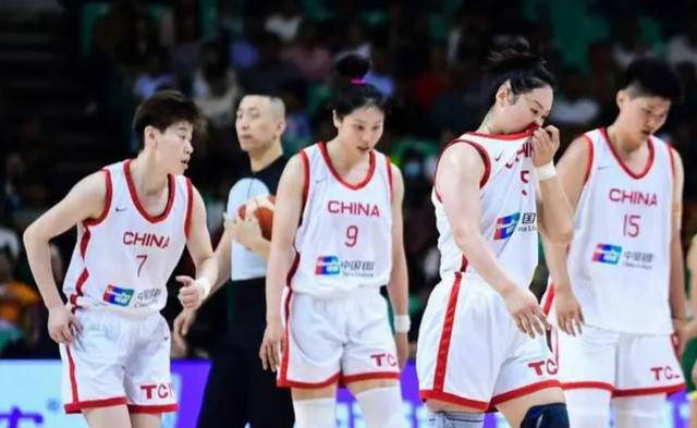 世界杯亚军中国女篮在热身赛中面临挑战