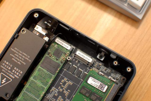 下班随手带走的电脑?新风尚的一体式轻办公主机零刻EQ13了解一下