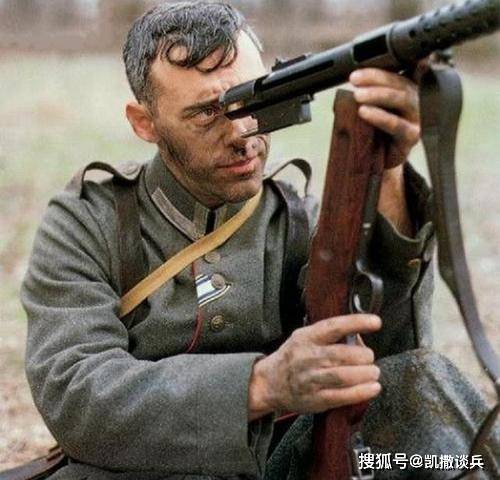 mp18冲锋枪:一战中跨时代的先进武器,德国设计师的精巧之作!