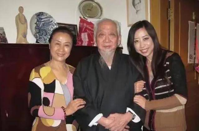 国学大师文怀沙,108岁高龄,长寿秘籍忍俊不禁:我喜欢年轻美女