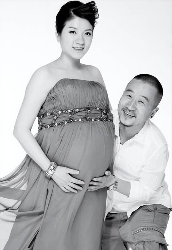 要是想父亲了,李彧便会让妻子打电话给李保田,当陈燕琳调解好了气氛