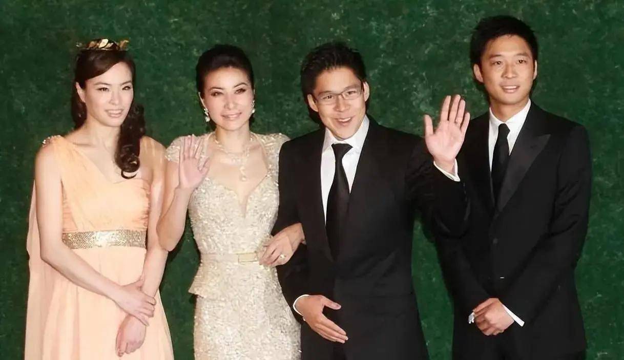 吴敏霞:不嫁豪门嫁平民,张效诚娶她实乃三生有幸_郭晶晶_伏明霞