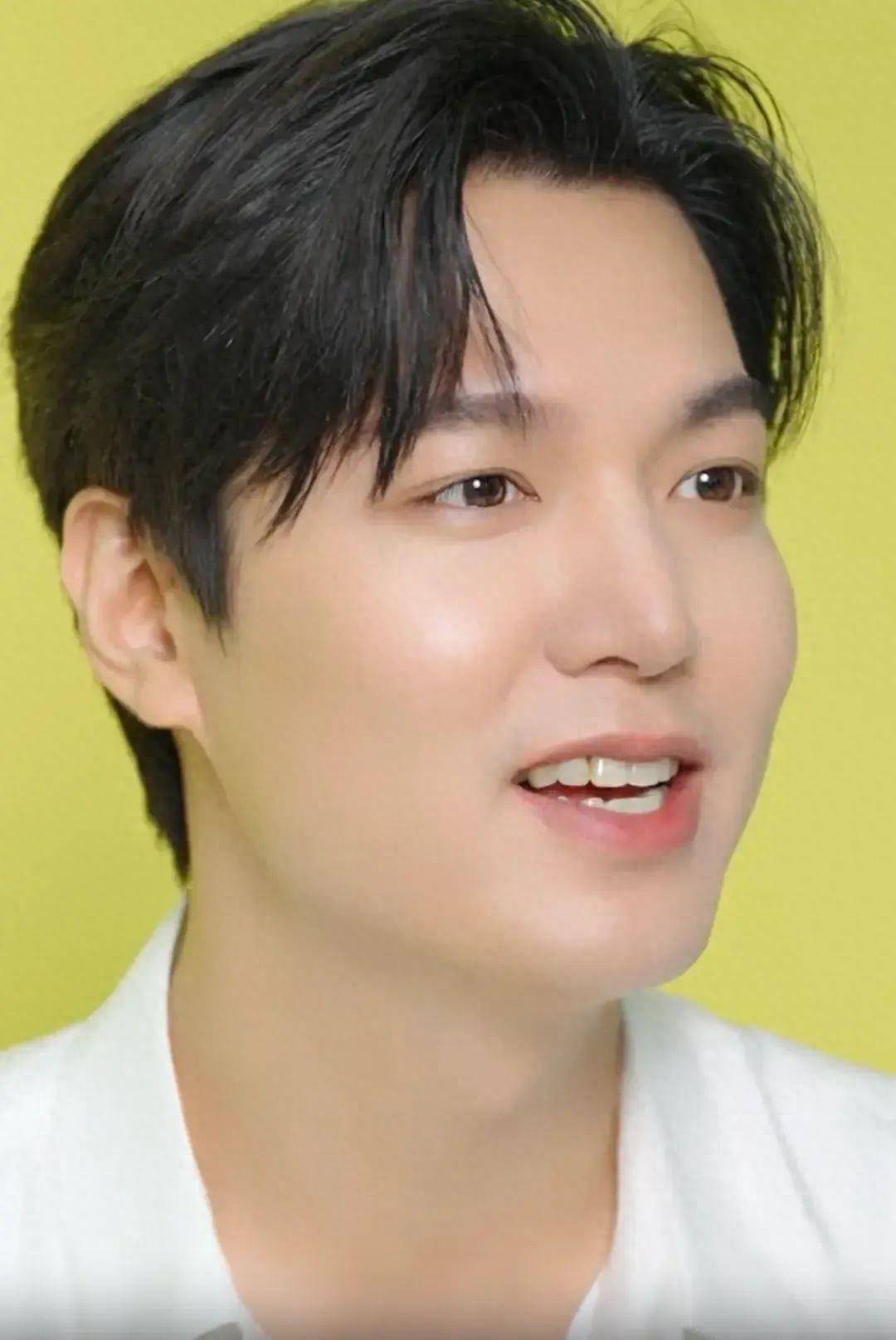 37岁李敏镐发福变双下巴