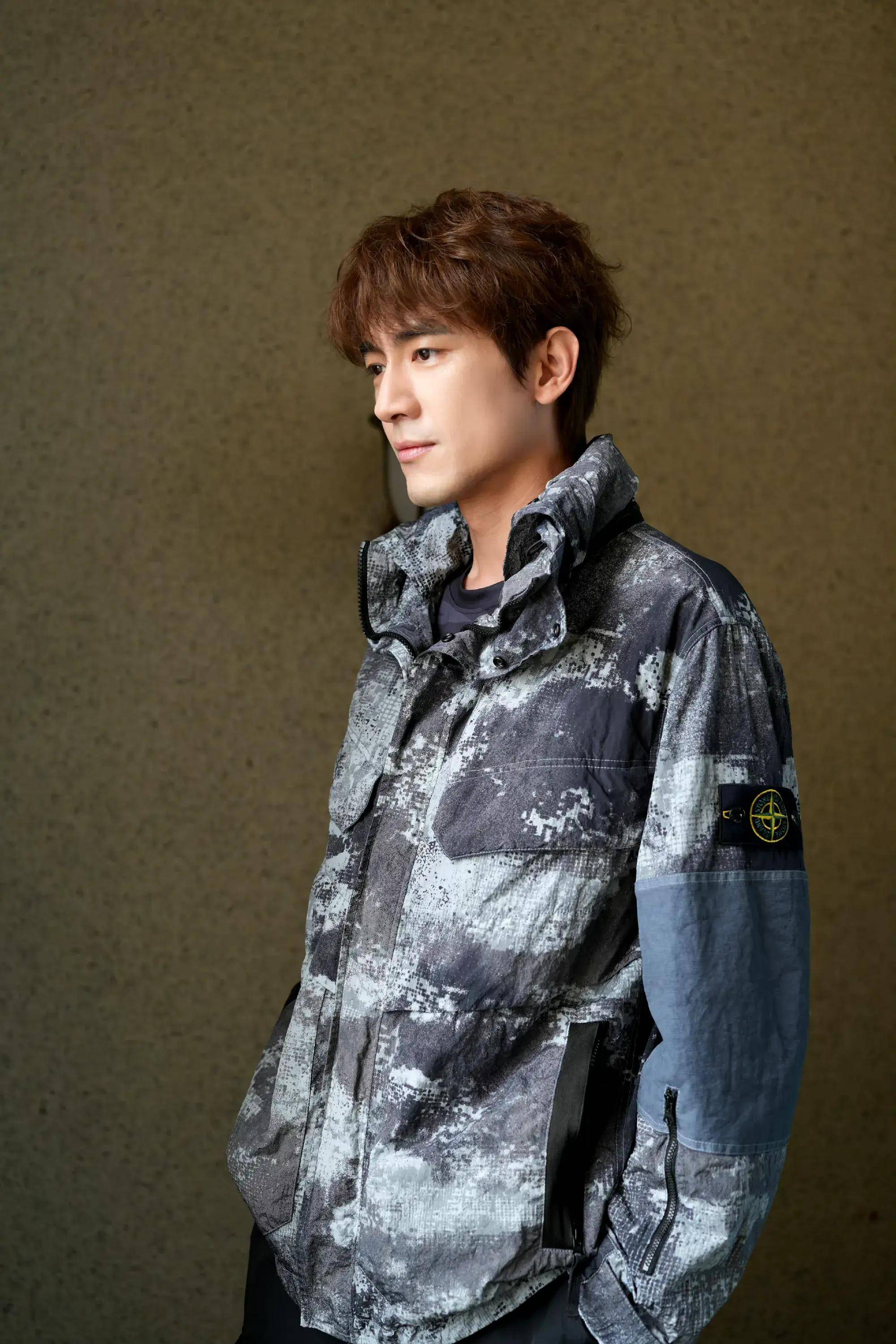 顺毛侧颜美翻逆生长大帅哥你值得拥有