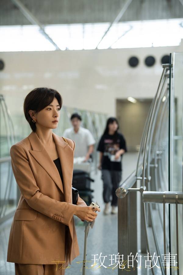 搞笑微博排行榜_6月演员微博指数榜Top!《度华年》张凌赫第五《墨雨》王星越第二...