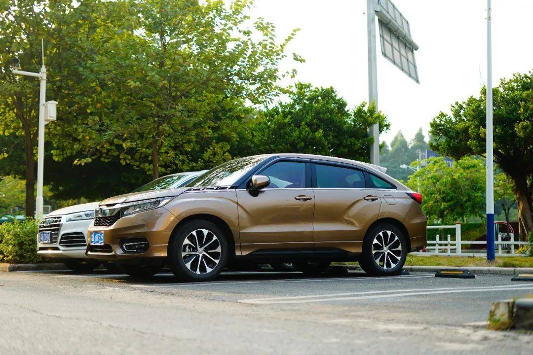 【本田·冠道urv】autoclover八片装铂金黑金晴雨挡的雨天好选择