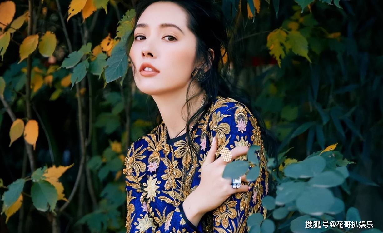 郭碧婷发文告别《浪姐》,曾轶可现身评论区互动,两人过往再被挖