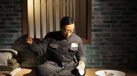 溥仪被特赦后,仍改不了一坏习惯,结婚后这种情况才避免了