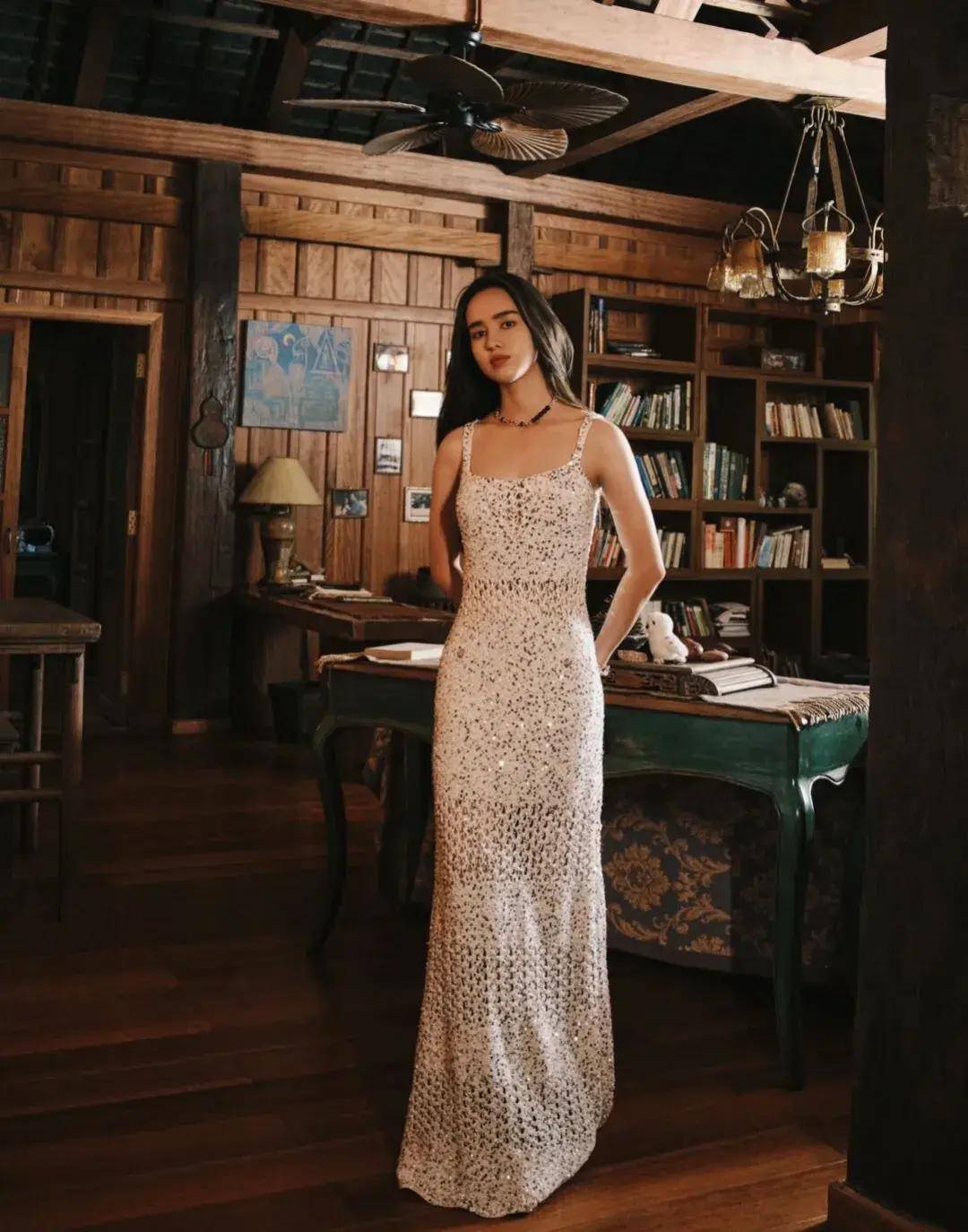 难怪这张脸被王家卫,乌尔善疯狂买单_李宛_电视剧_电影