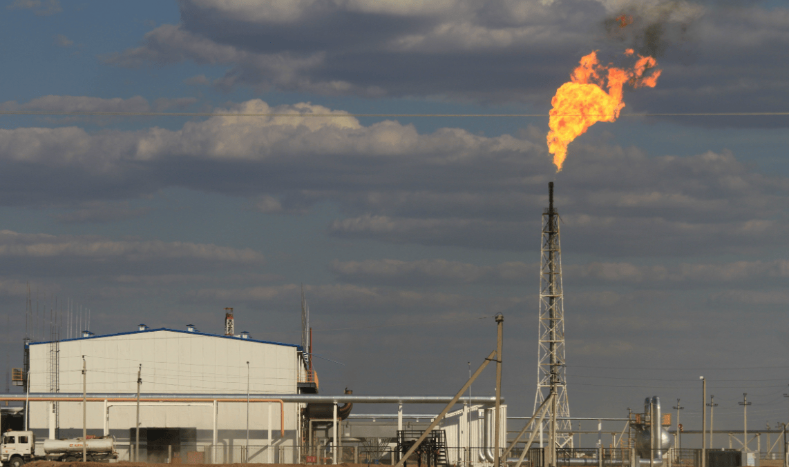 乌克兰的内忧外患大家都知道,石油天然气可是俄罗斯的命脉,这样就算是