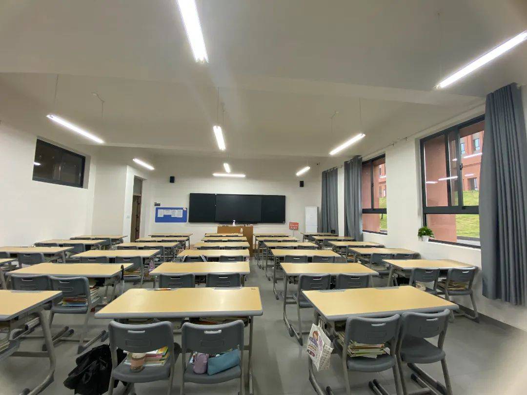学校教室学校宿舍学生实训长沙市现代商贸中等职业学校全日制在校学生