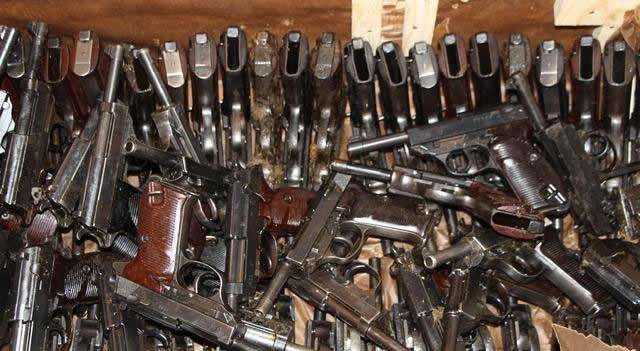 德军300万支枪将被熔炼,曾打得美苏意志消沉,中国网友有话说