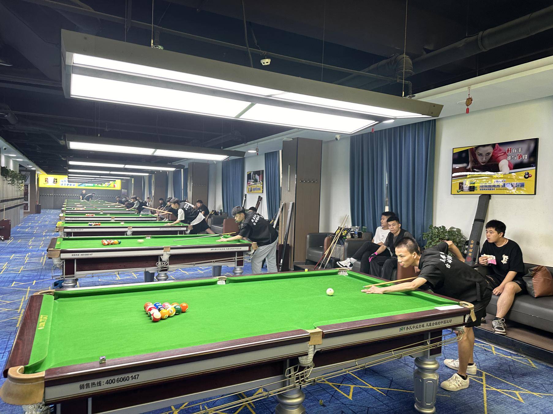 渭南兄弟乔氏台球俱乐部举办"湘潭铺子杯"第一届大学生台球争霸赛