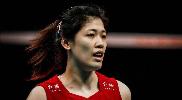 朱婷回归国家队,李盈莹成为新当家,中国女排巴黎奥运备战全面展开