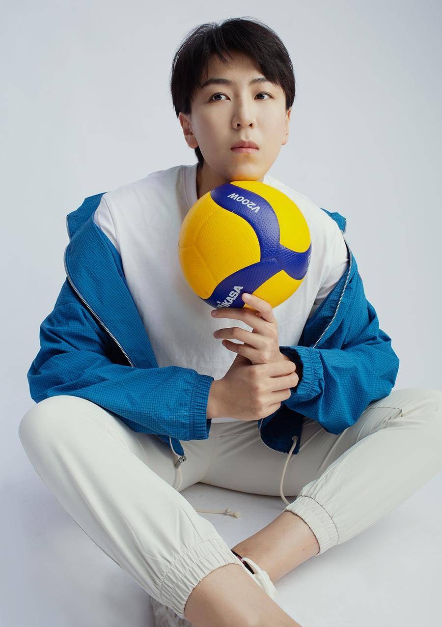 中国女排最帅的 "假小子"张晓雅:当年比朱婷还红,32岁