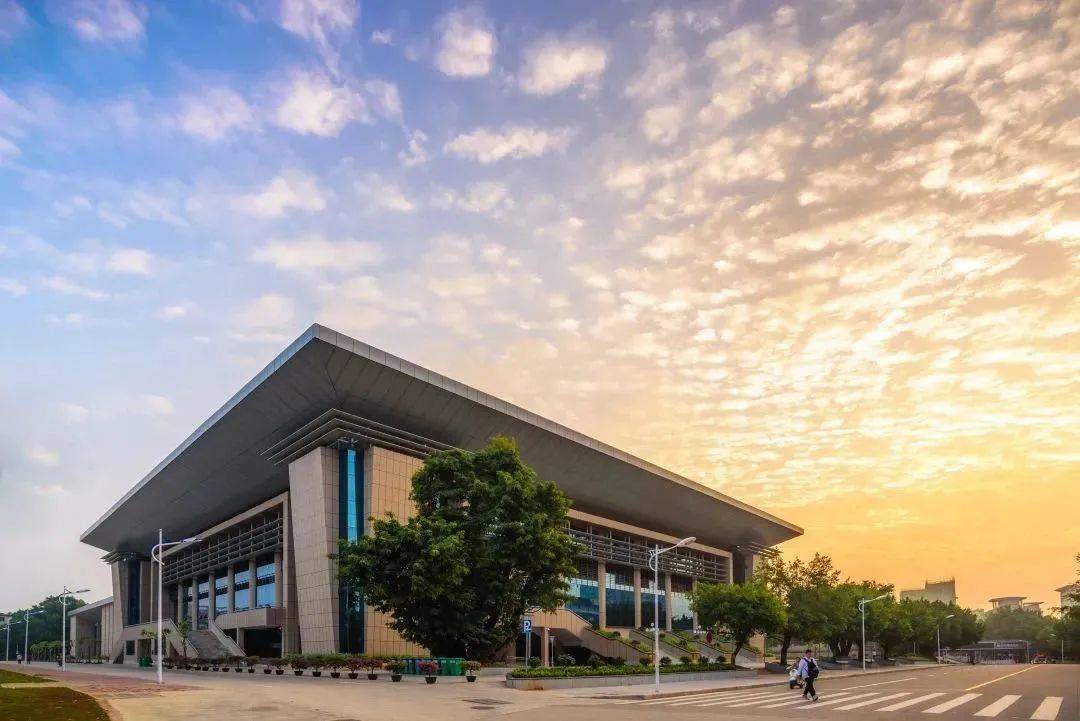 广西大学:八桂之地的学术明珠,魅力无限的知识殿堂_梦想_校园_文化