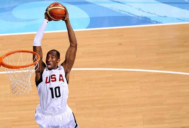 08年奥运会:科比场均15分,韦德16分,那詹姆斯得了多少分?