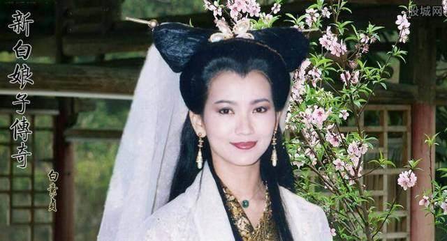 白素贞盗龙宫至宝北海神珠,龙王为何帮她淹金山?只因她师傅太强