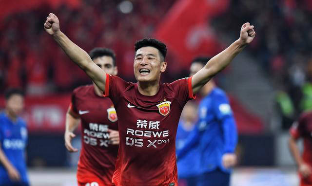 武磊状态火爆!单场4球创纪录,10年来首次,战19场独造28球