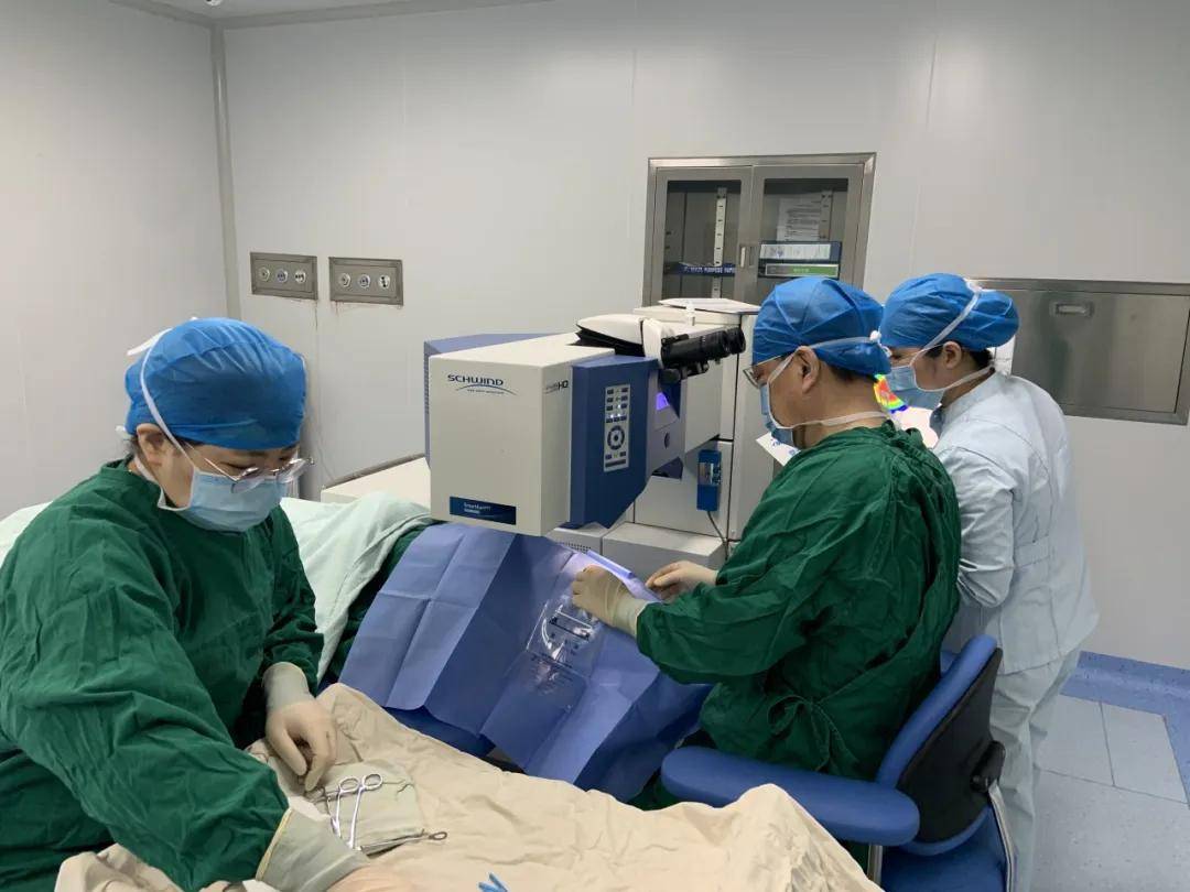 在温州完成近视手术,原来清晰视界这么美好_检查_进行_眼睛
