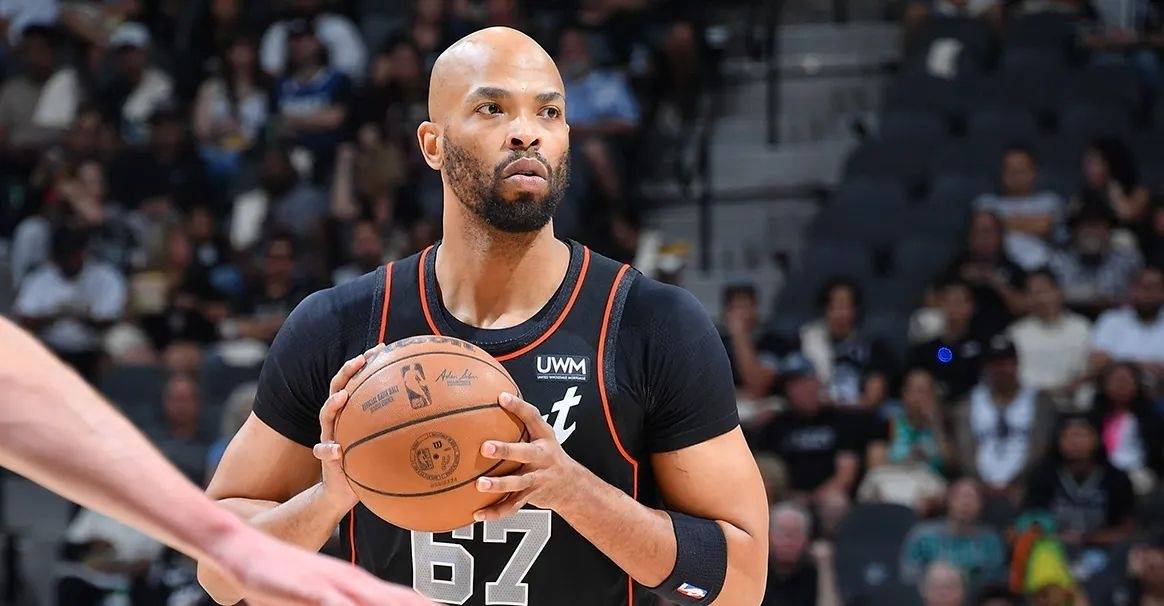 39岁篮坛老将泰-吉布森再燃战火,携手夏洛特黄蜂续写传奇!