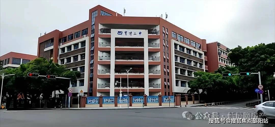 项目配建晗山悦海幼儿园 —— 由"幼儿之城"设计师日比野拓设计的民办