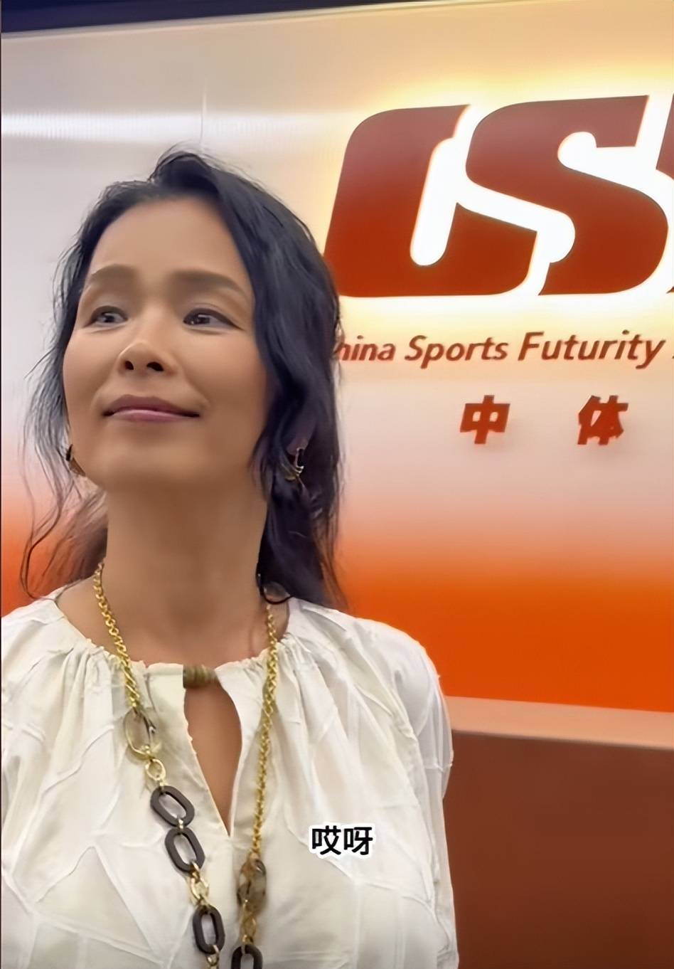 最后,我们也期待歌手韦唯在接下来的时间内继续带给广大网友更多的