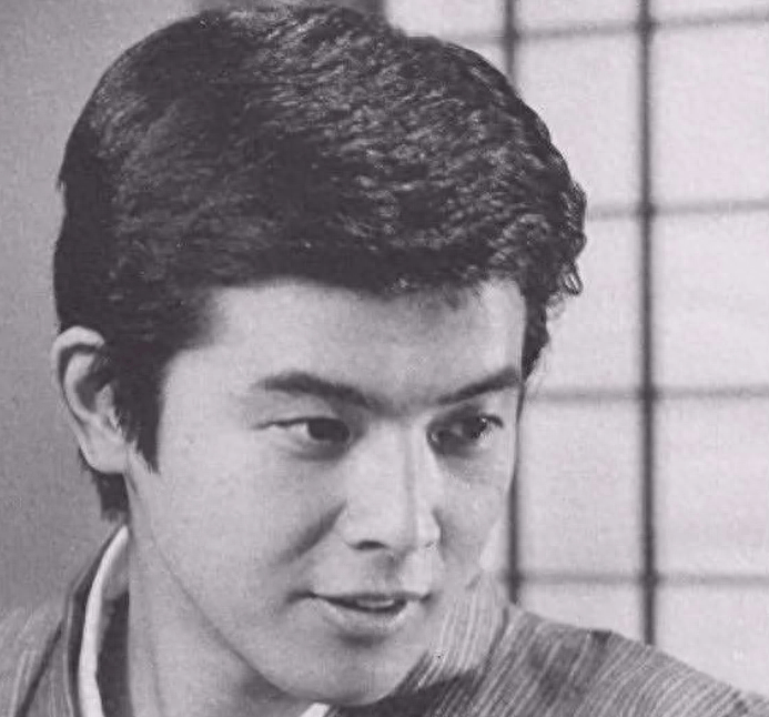 笑嗨了!三浦友和:50年不改发型帅了一辈子,可惜俩儿子没能继承好基因