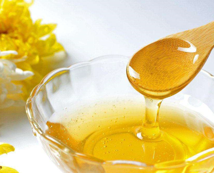 蜂蜜的功效与作用吃法及禁忌症(蜂蜜的功效与用途) 蜂蜜的功效与作用吃法及禁忌症(蜂蜜的功效与用途)