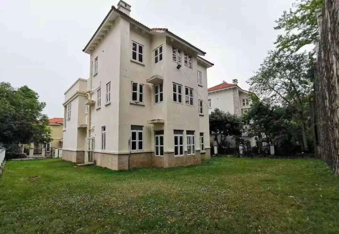 珠江壹城夏拿湾别墅售楼处电话→夏拿湾售楼中心电话→楼盘测评百科一