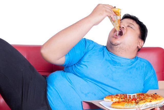 男性发福为何提前到了30岁?或与5因素有关,要尽量避免