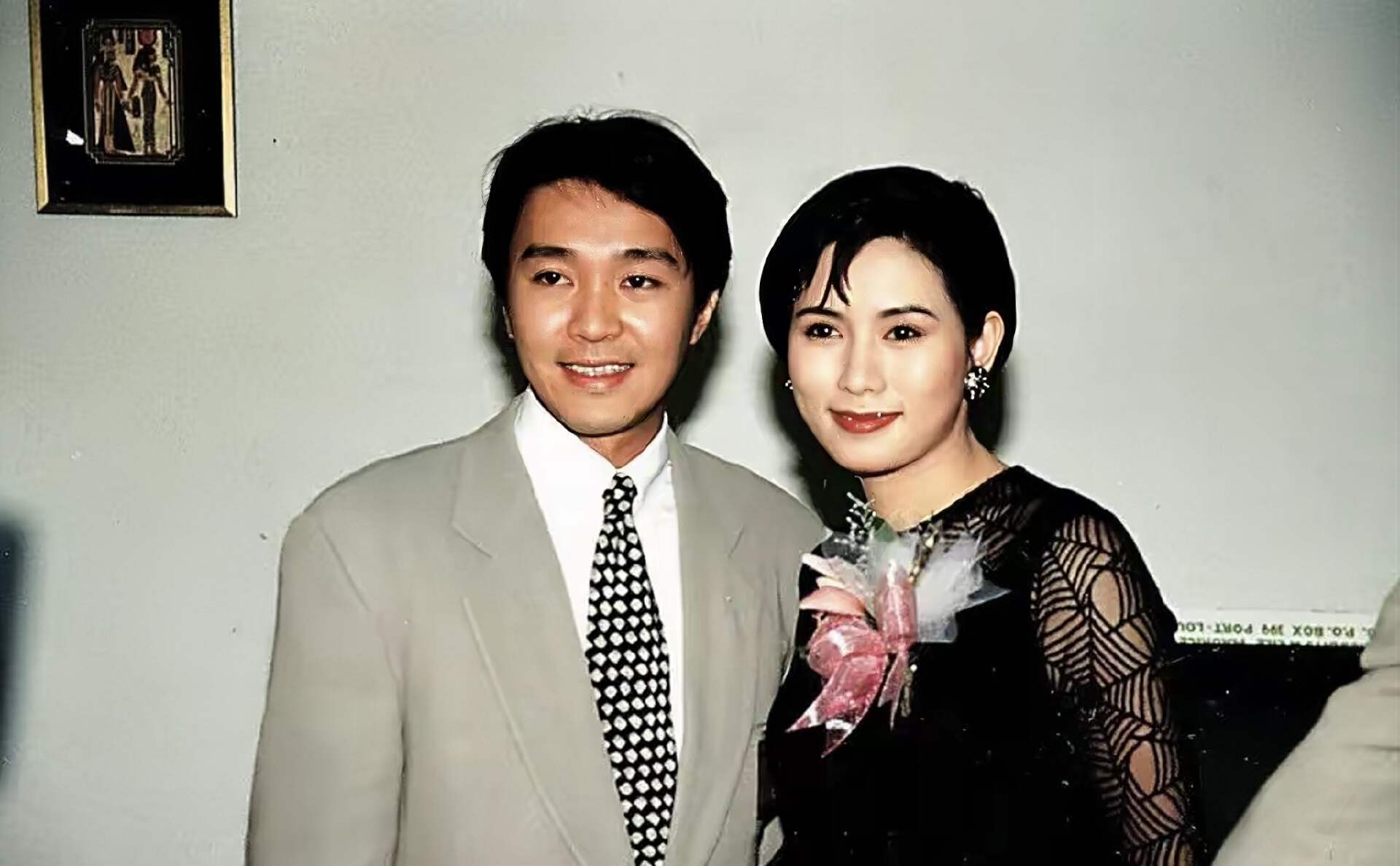 香港女星罗慧娟患胰腺癌离世12周年,老公有情有义,每年登报悼念