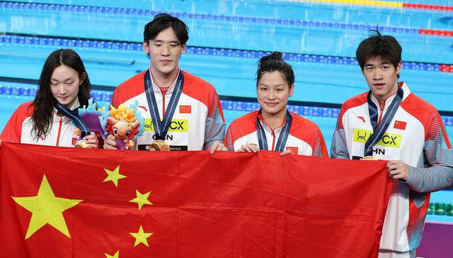 中国游泳队巴黎奥运备战:兴奋剂检测频次引发欧美双标争议