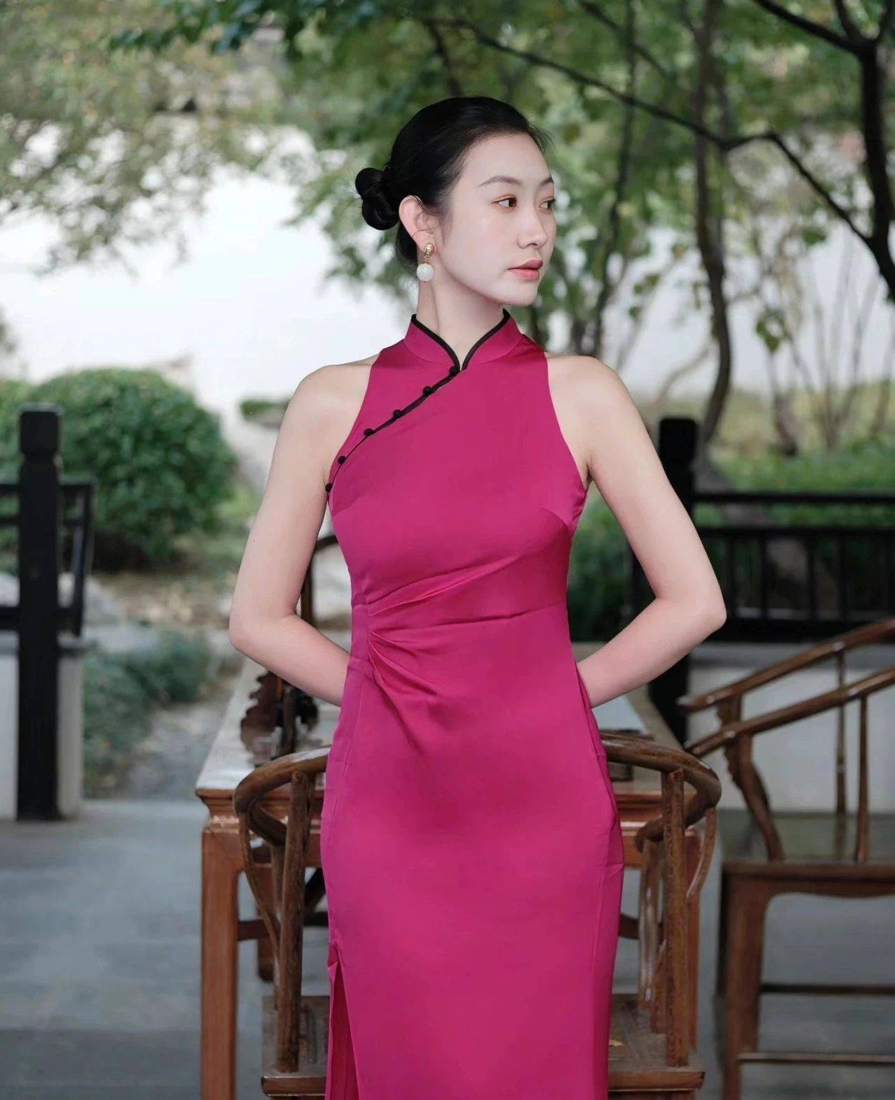 无袖旗袍的美!
