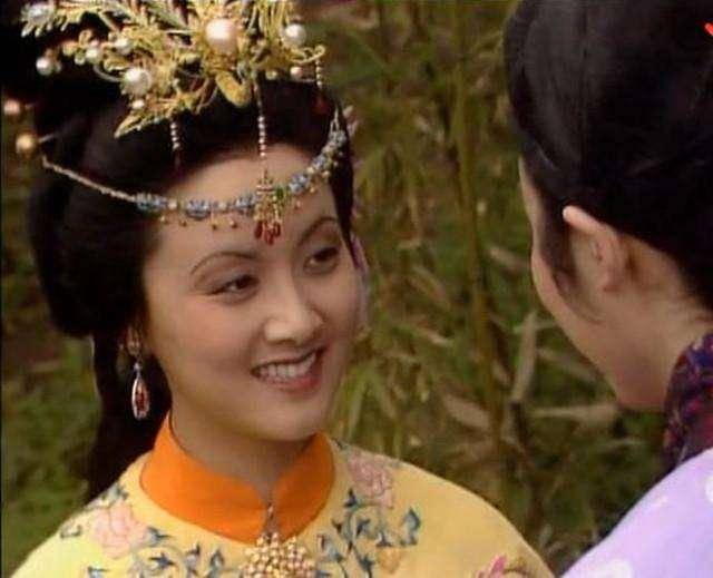 凤姐为何是贾府家宅的第一罪人?她手下的三条人命,条条都是血证